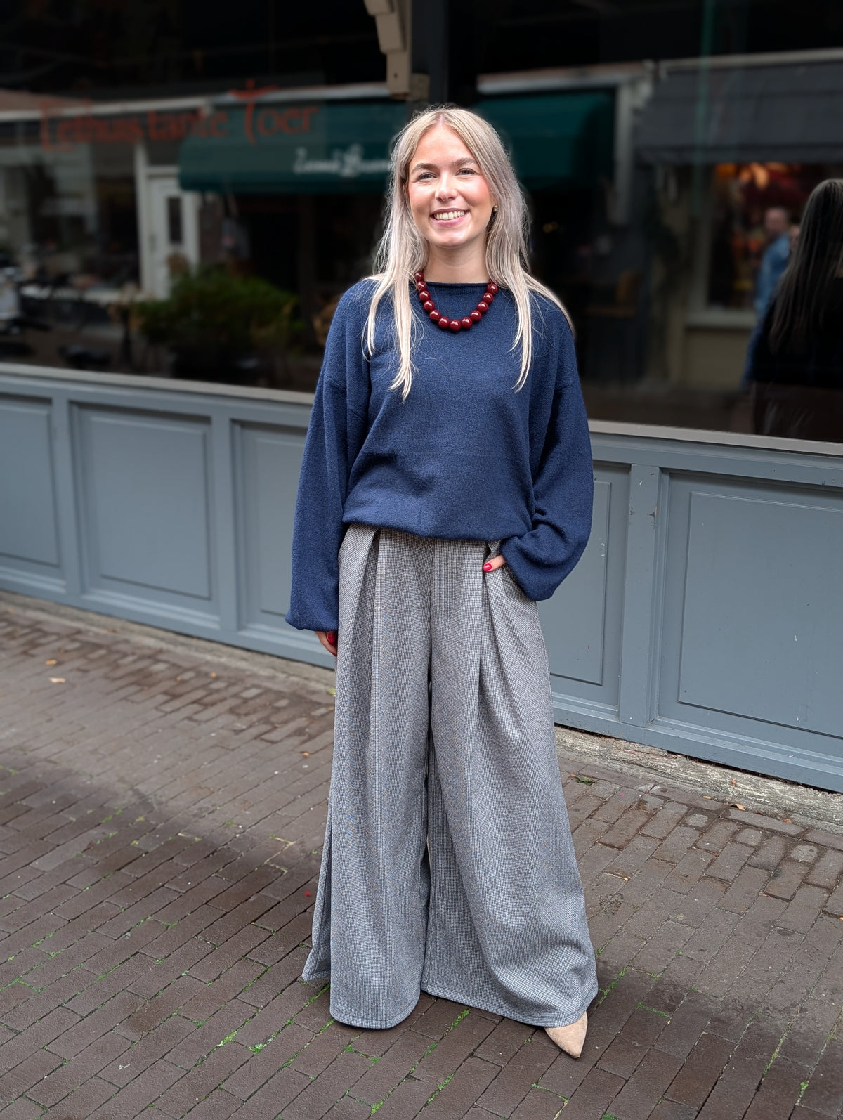 Sandra trui met elastiek onderin - Donker blauw