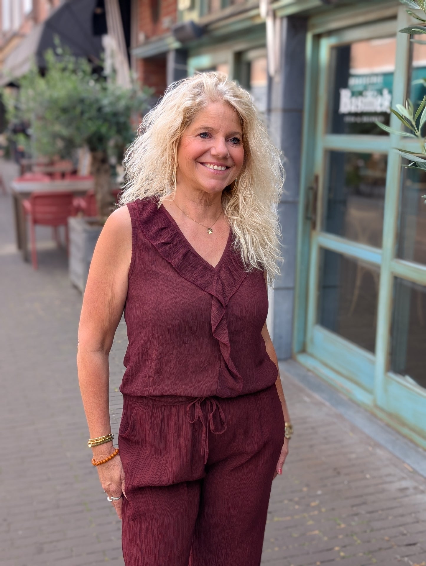 Patty ruffle top met v-hals - Bordeaux