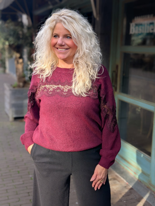 Trui kanten details Renske - Bordeauxrood