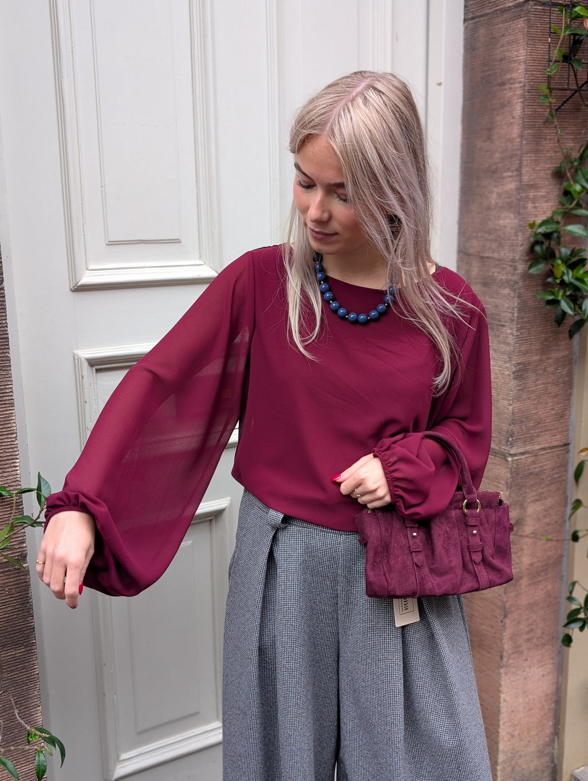 Hilde blouse met elastiek onderin - Wijn rood