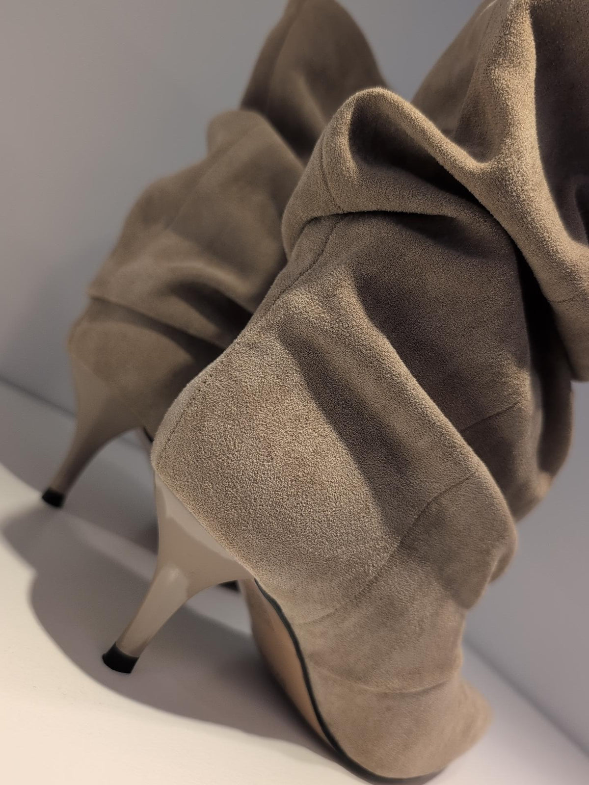 Slouch laarsjes met hak - Suede look Khaki