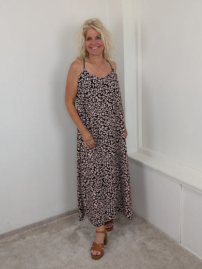 Celeste leopard maxi dress -Bruin
