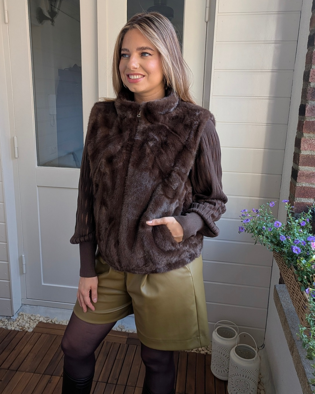 Faux fur gilet - Bruin