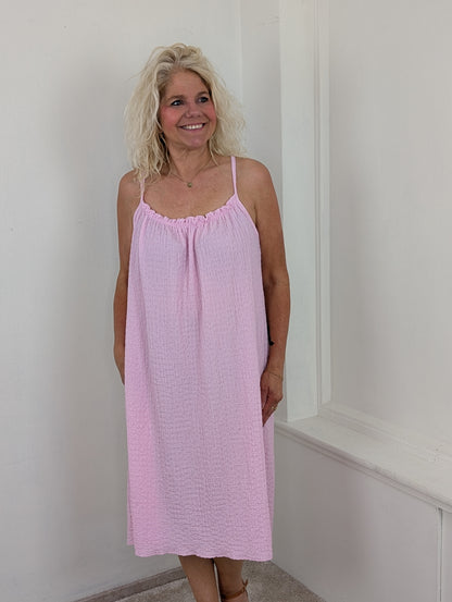 Amalfi crincle dress - Roze