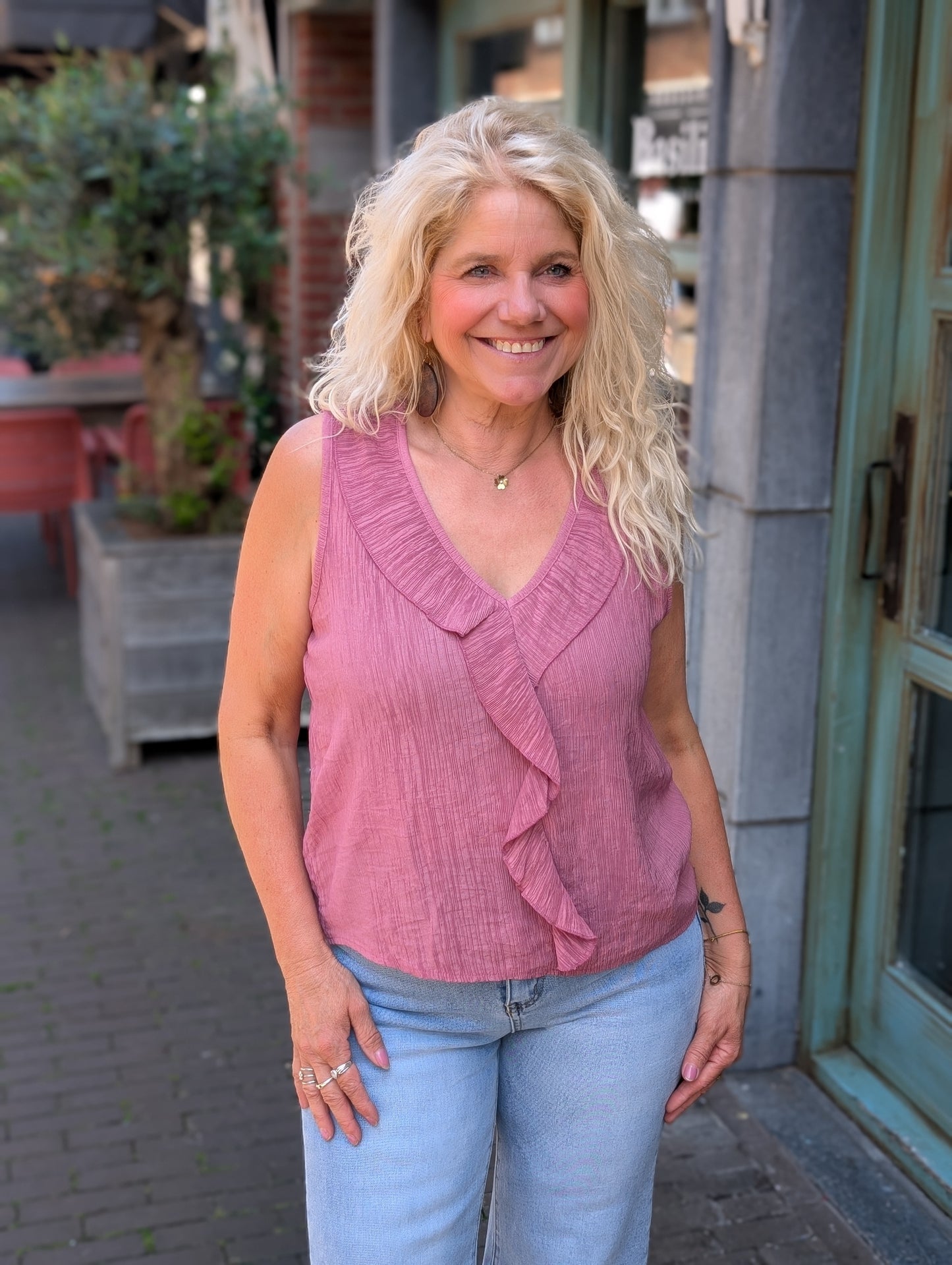 Patty ruffle top met v-hals - Blush