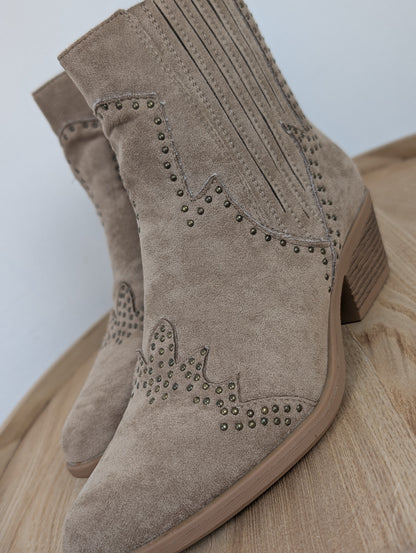 Sabrina Laarzen studs - Beige