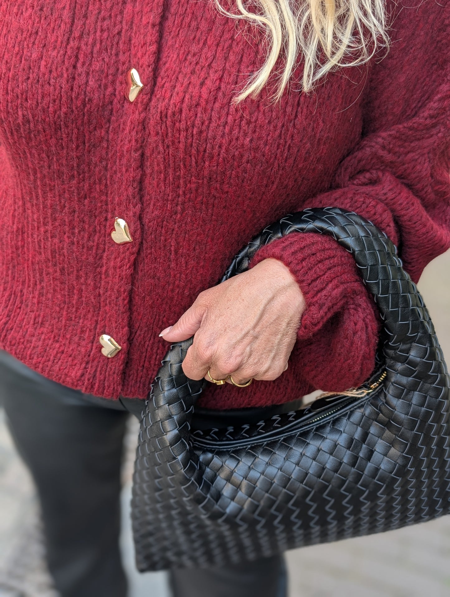 Hanny gebreid vest met hartjes knopen - Bordeaux rood