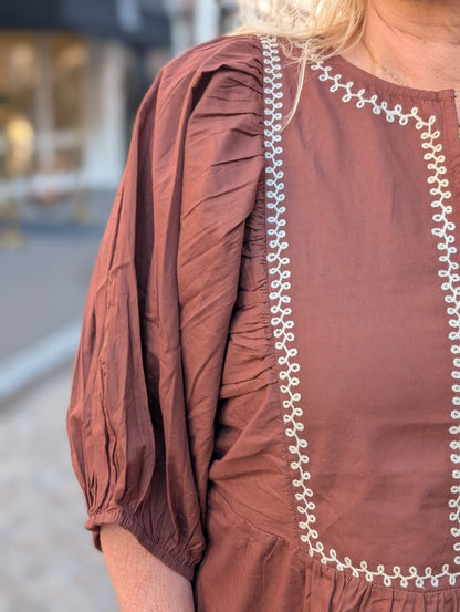 Zusss borduur blouse grafisch dessin - Mid Brown
