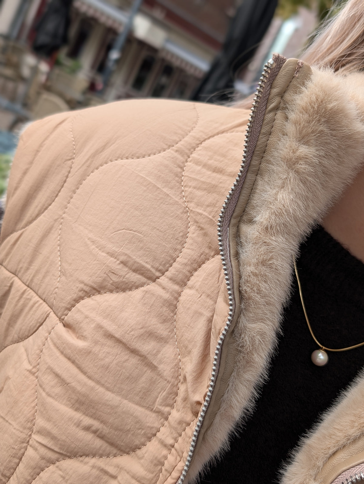 Vera twee kanten te dragen bodywarmer - Beige