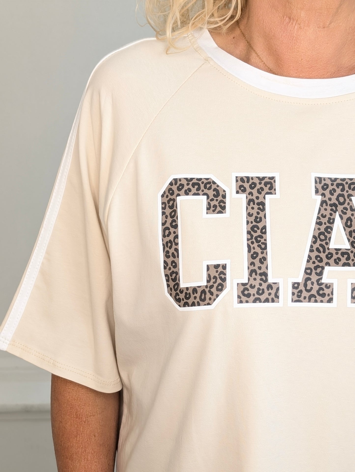 Ciao bies shirt - Beige