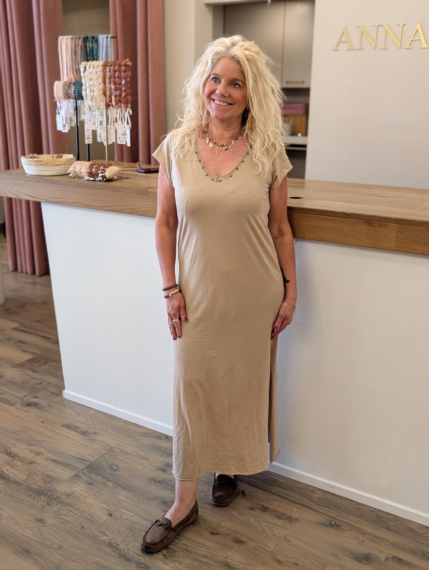 Livia jurk met studs - Sand