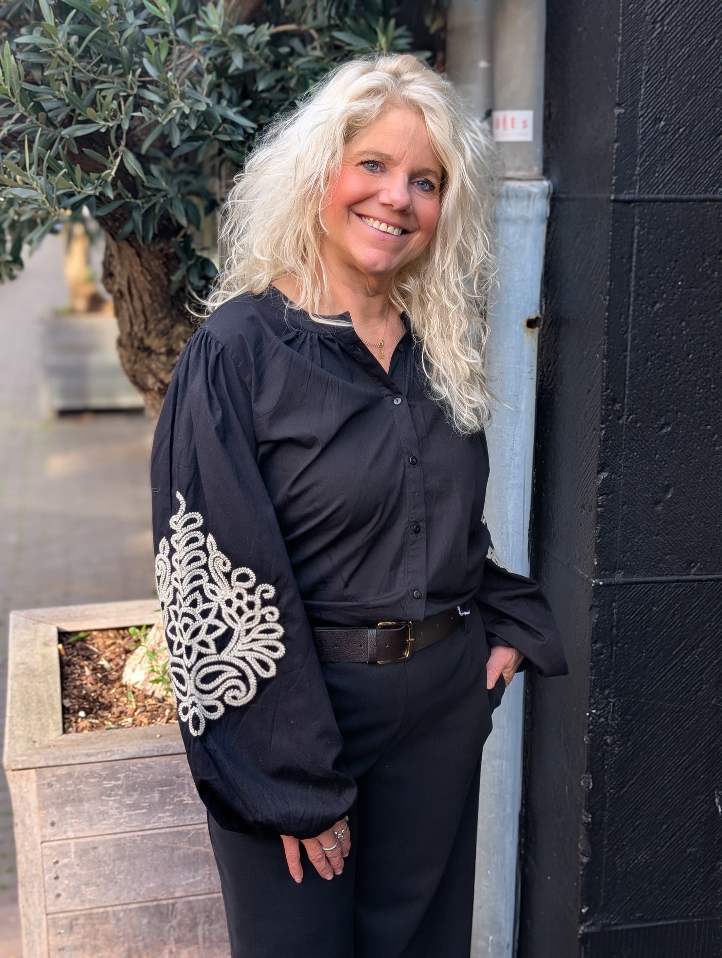 Zusss blouse met borduur mouwen