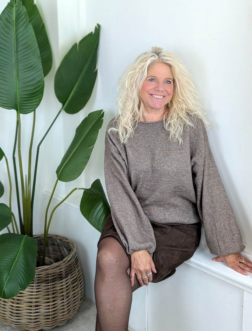 Sandra trui met elastiek onderin - Taupe