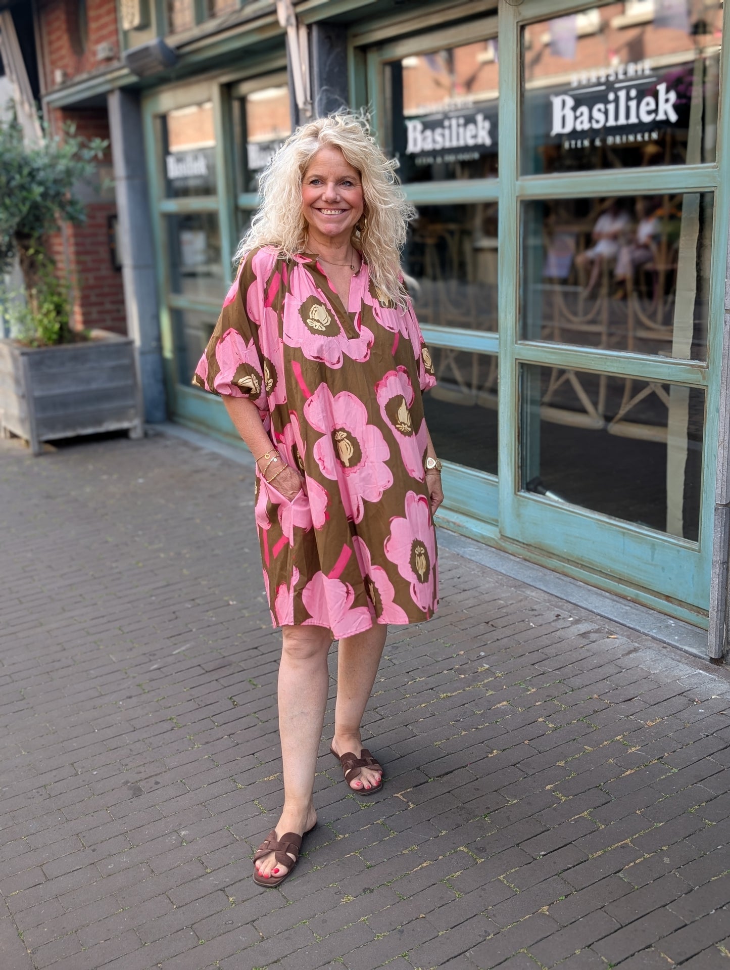 Mara print flower jurk - Roze / bruin/ geel