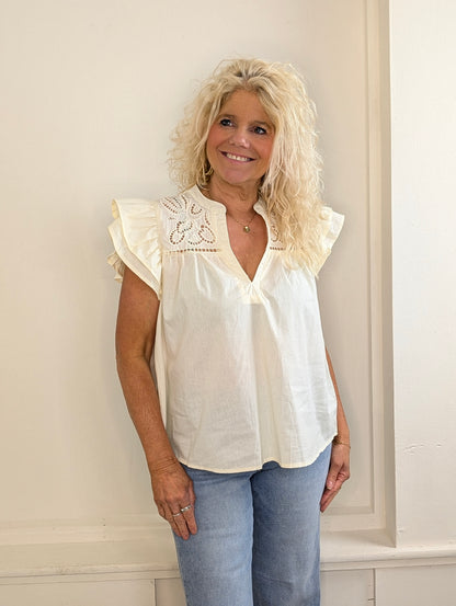 Skyla Ruffle blouse Top - Ecru