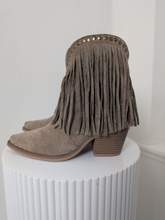 Laarzen met gouden studs en franjes - Khaki