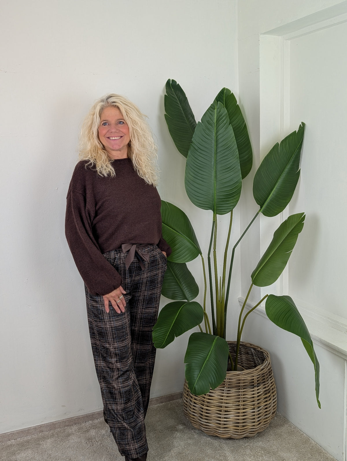 Sandra trui met elastiek onderin - Bruin