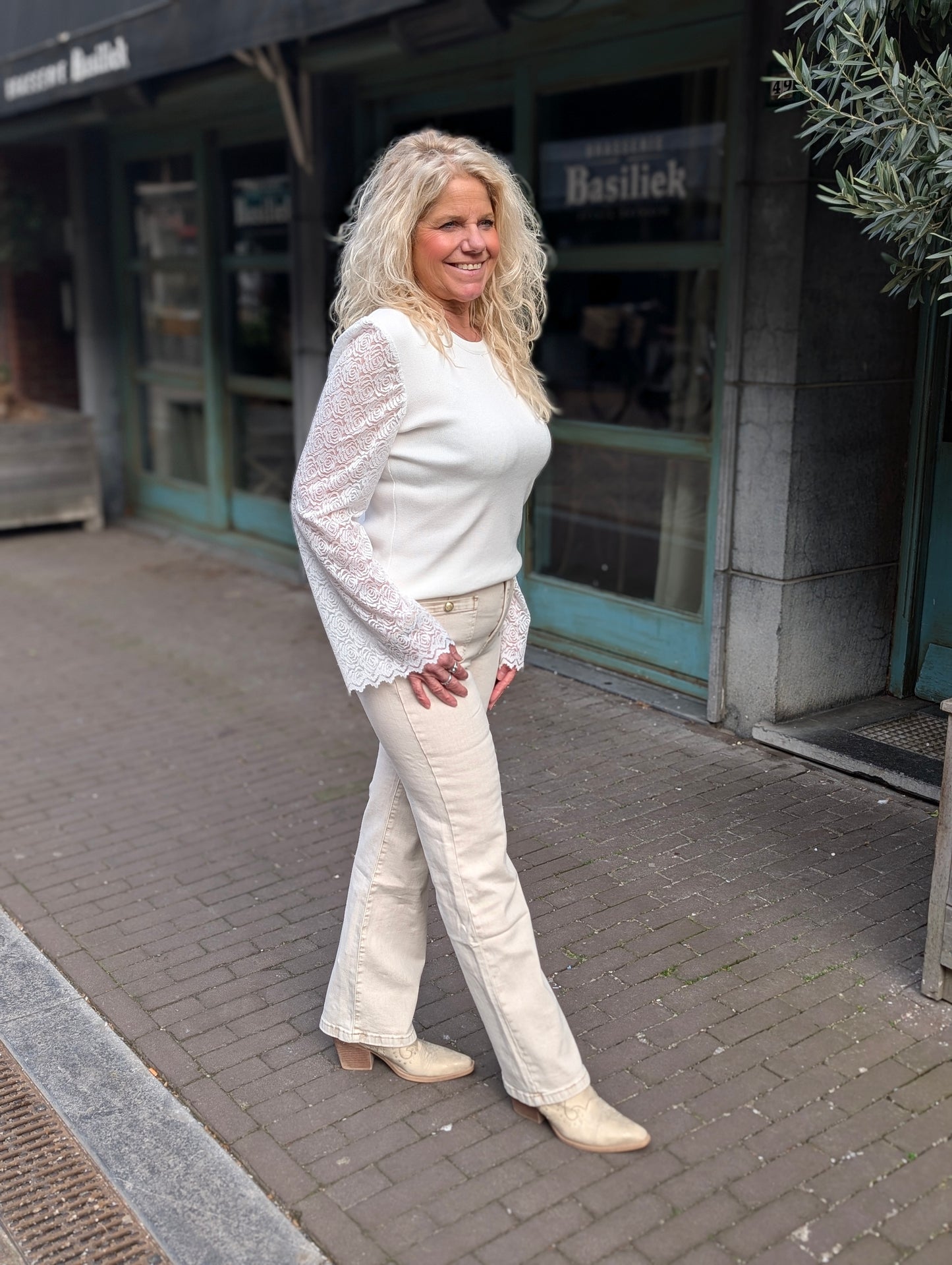 Wide leg jeans washed Renske - Beige