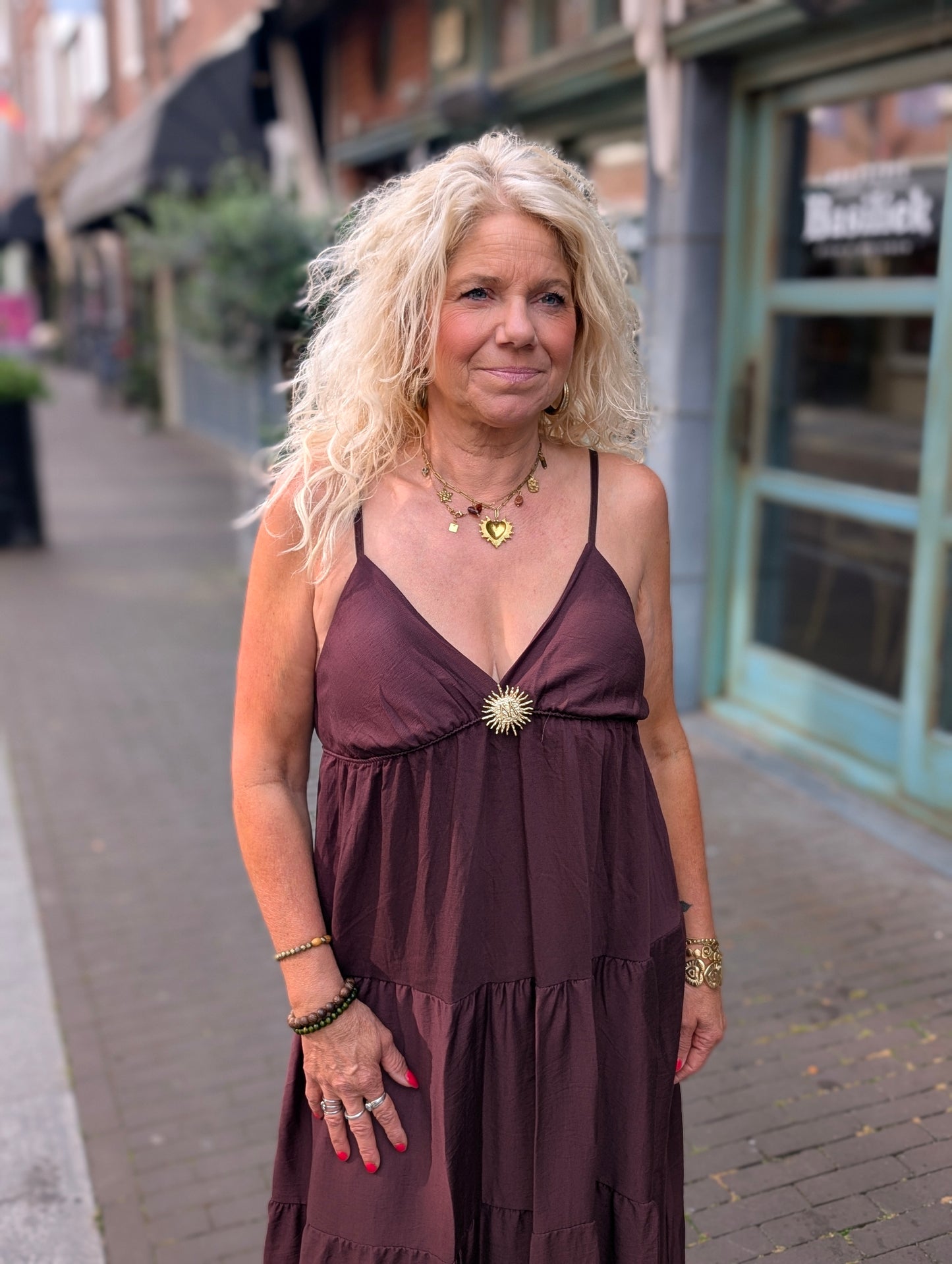 Bailey jurk met broche - Bruin