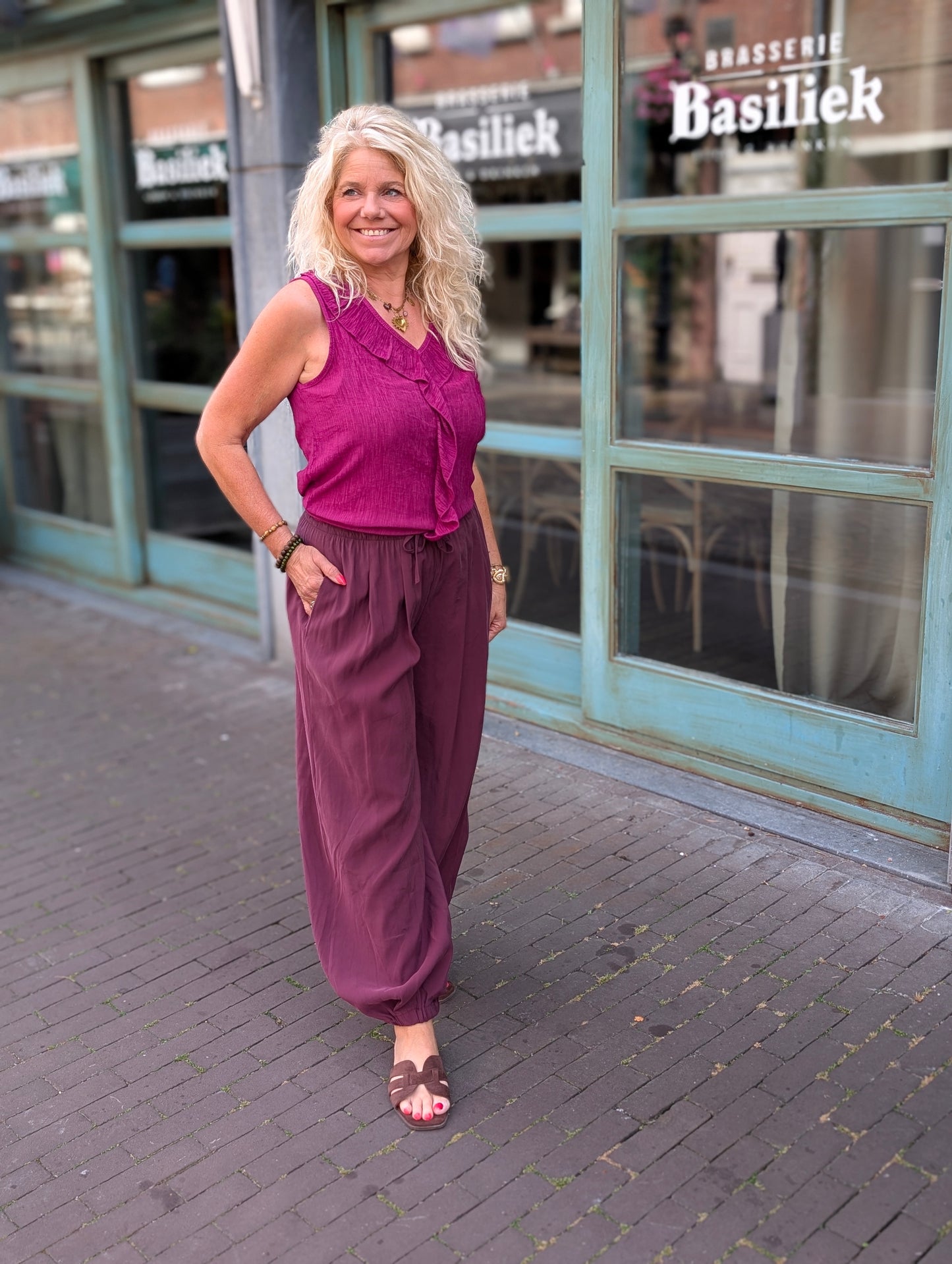 Patty ruffle top met v-hals - Magenta