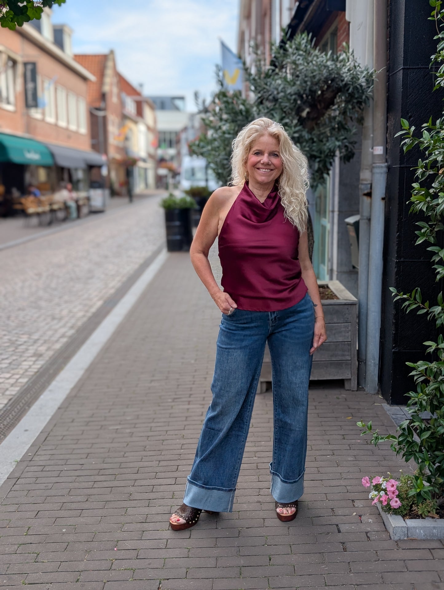Laulia wide leg met omgeslagen broekspijp jeans