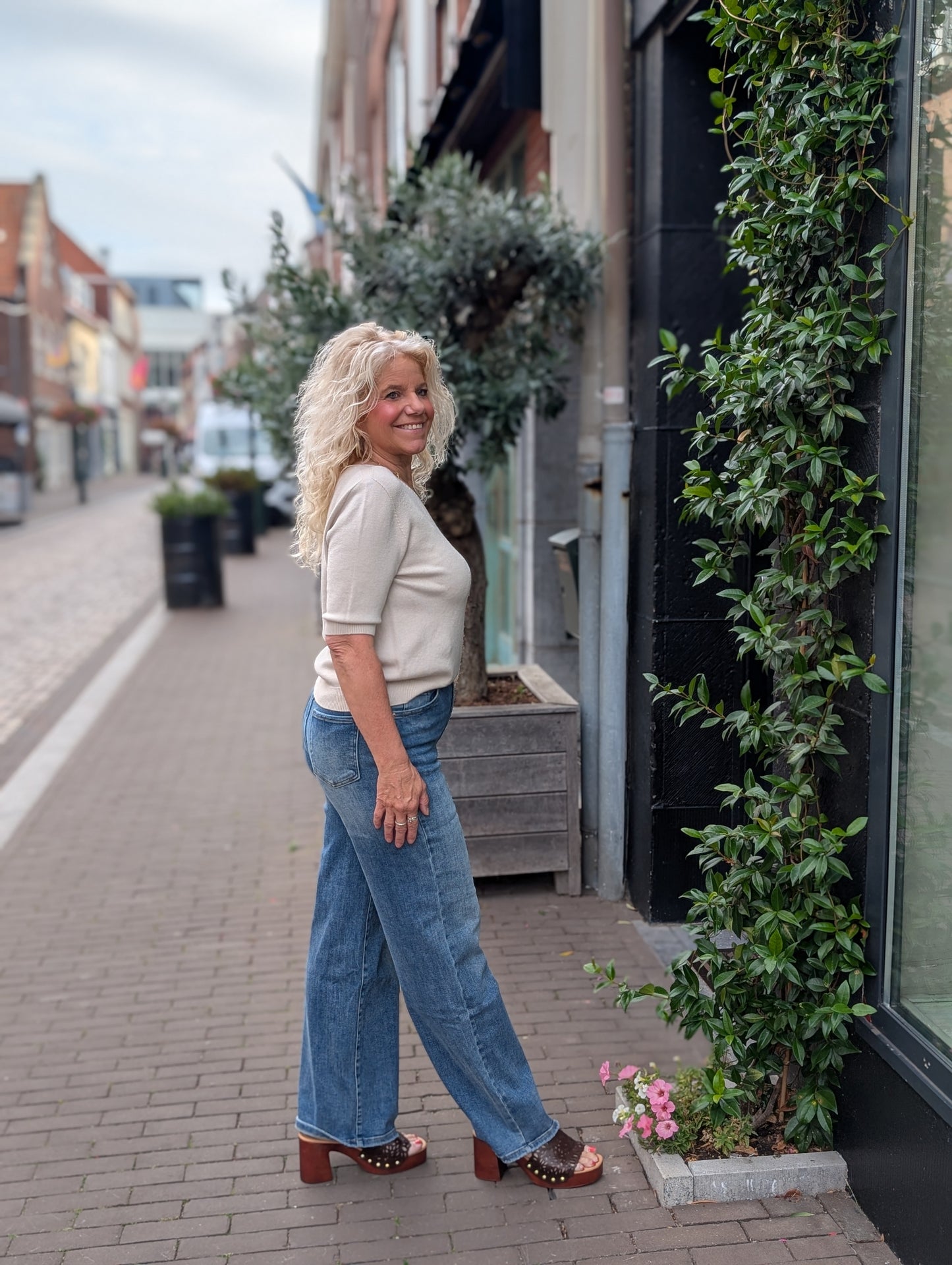 Laulia wide leg jeans