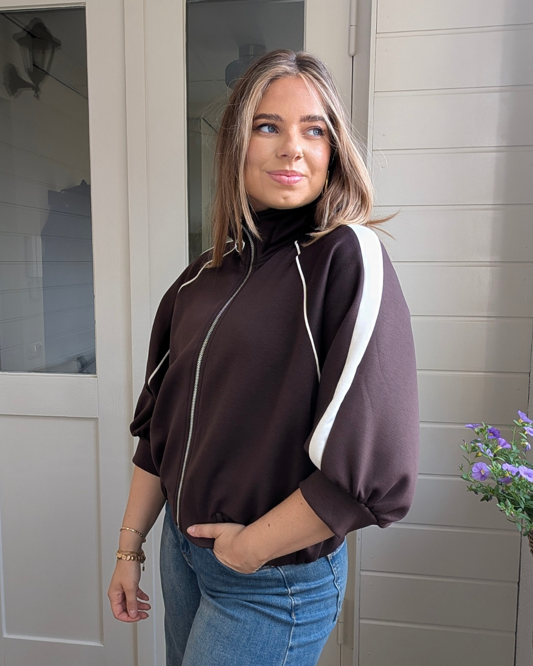 Jace Sporty Jersey Jacket - Bruin