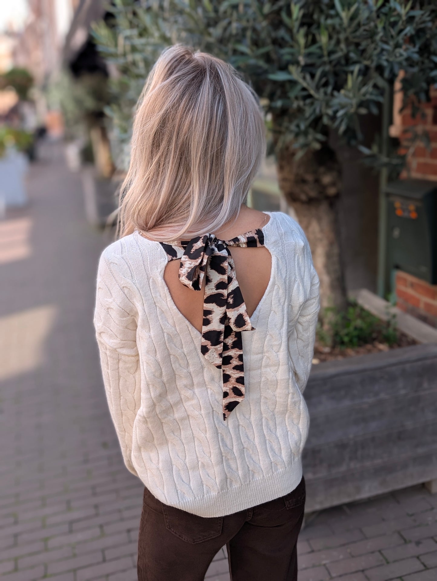 Sweater Dewi panter strik - Ecru
