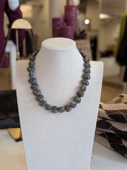 hartjes kralen ketting - Grijs