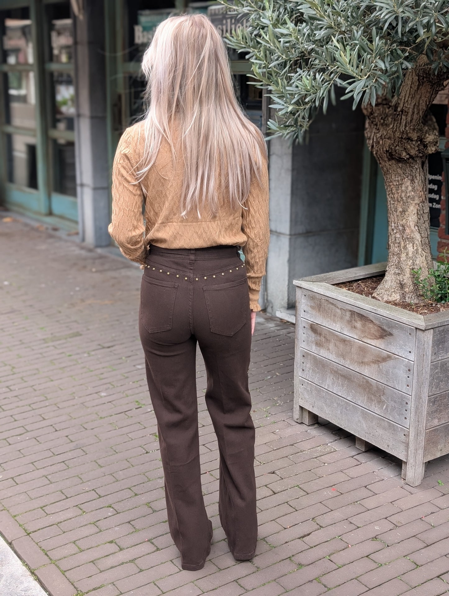 Kate denim wide leg met gouden studs - Bruin