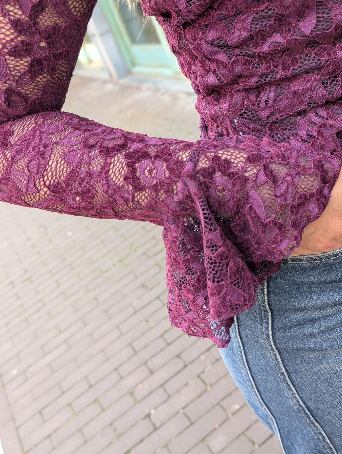 Barel kanten top met uitlopende mouw - Wijn rood