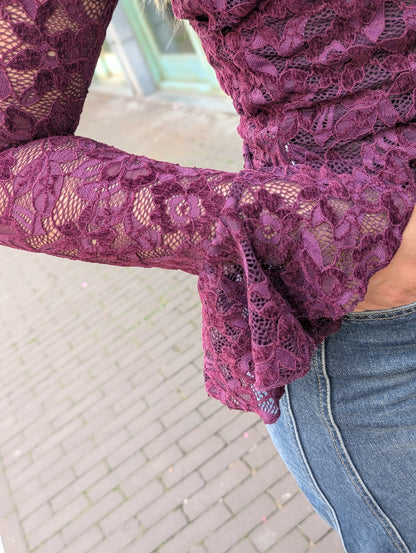 Barel kanten top met uitlopende mouw - Wijn rood