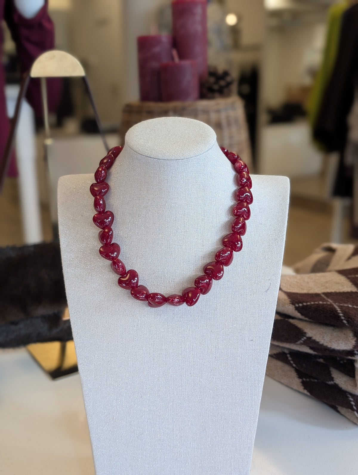 hartjes kralen ketting - Wijn rood