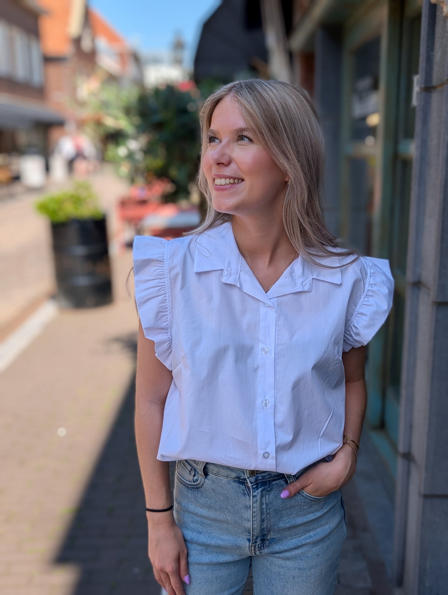 Vera ruffle top - Wit