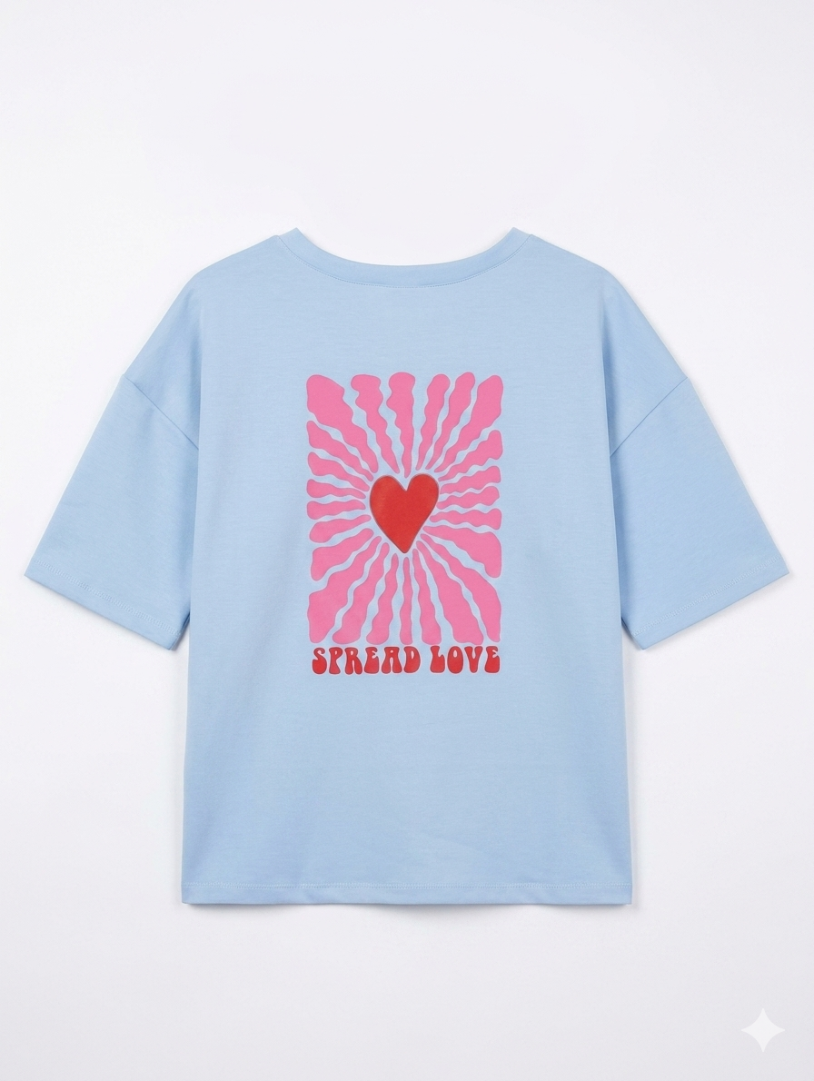 Spread Love Graphic Top – Lichtblauw