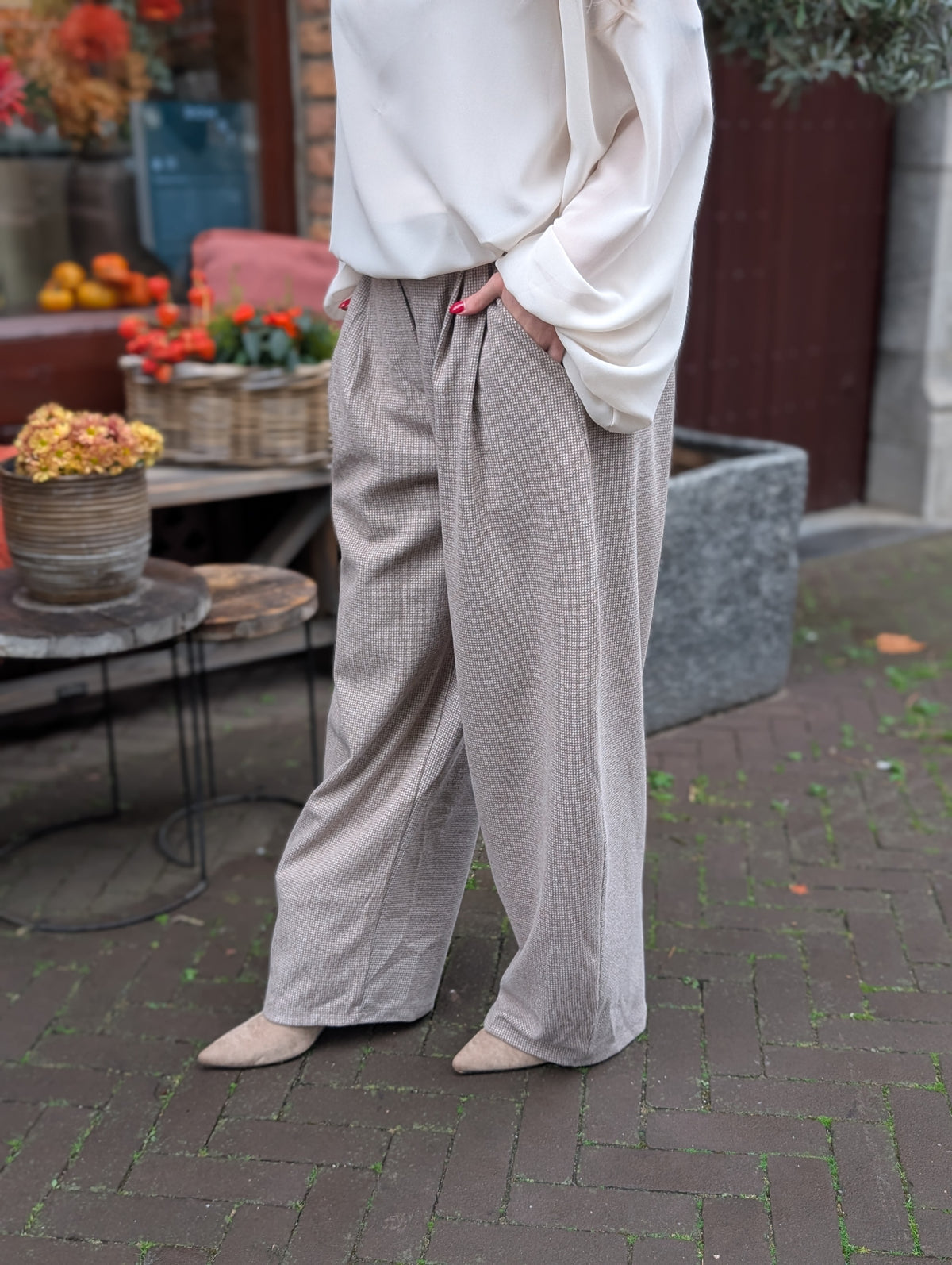 Gion ruitjes pantalon met bruine ceintuur - Beige / creme