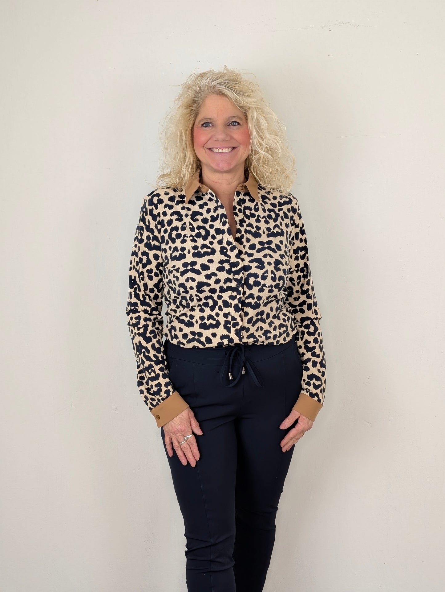 Mi Piace Karin blouse - Sand/ mocca leopard print