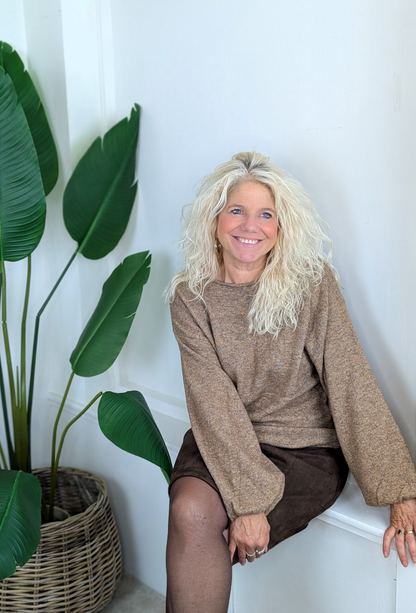 Sandra trui met elastiek onderin - Camel