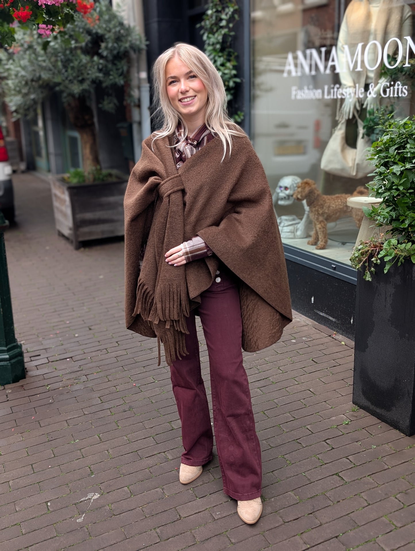 Poncho Bella - Bruin