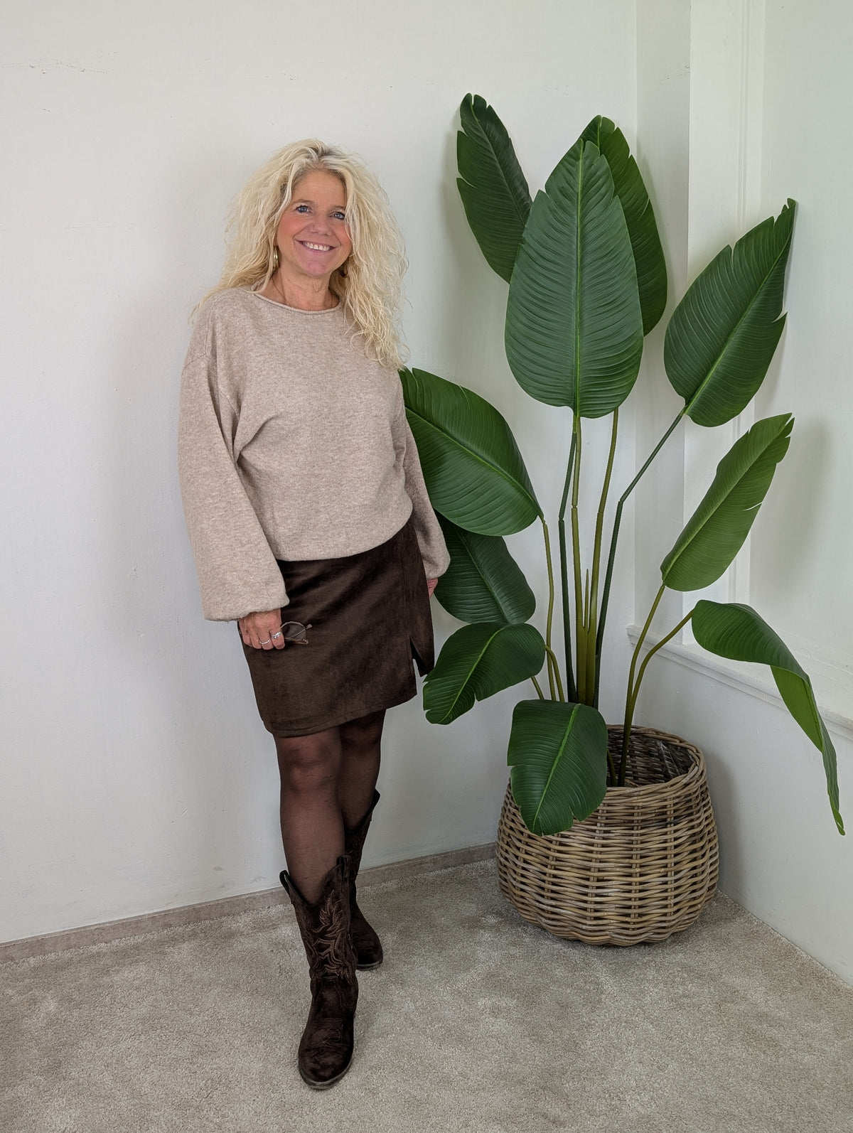 Sandra trui met elastiek onderin - Beige