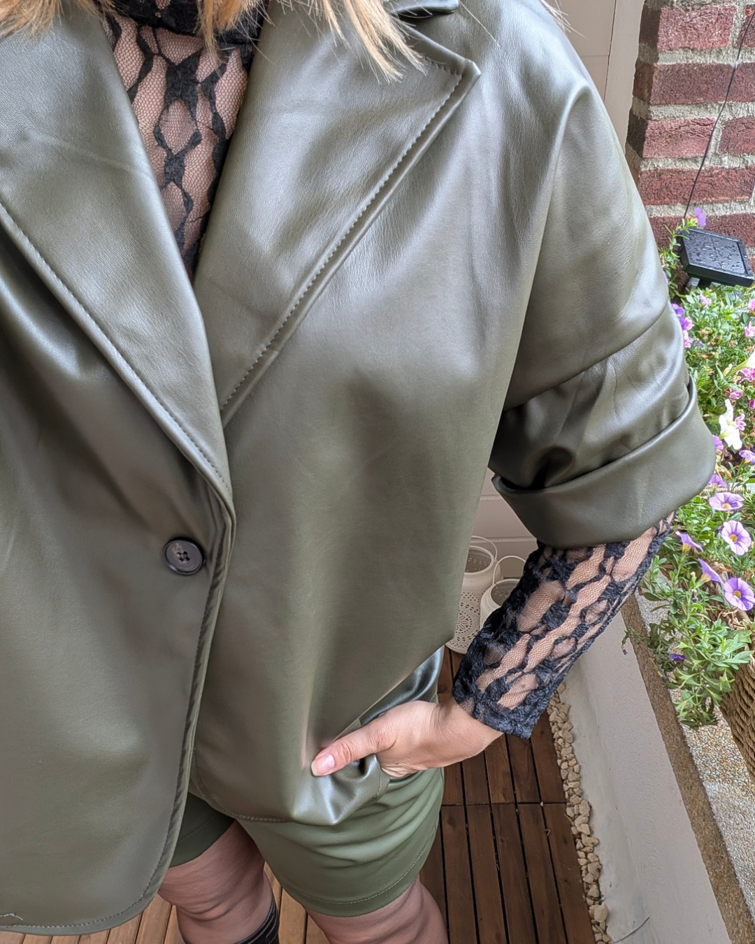 Liva Faux Leather short sleeve Blazer - Green