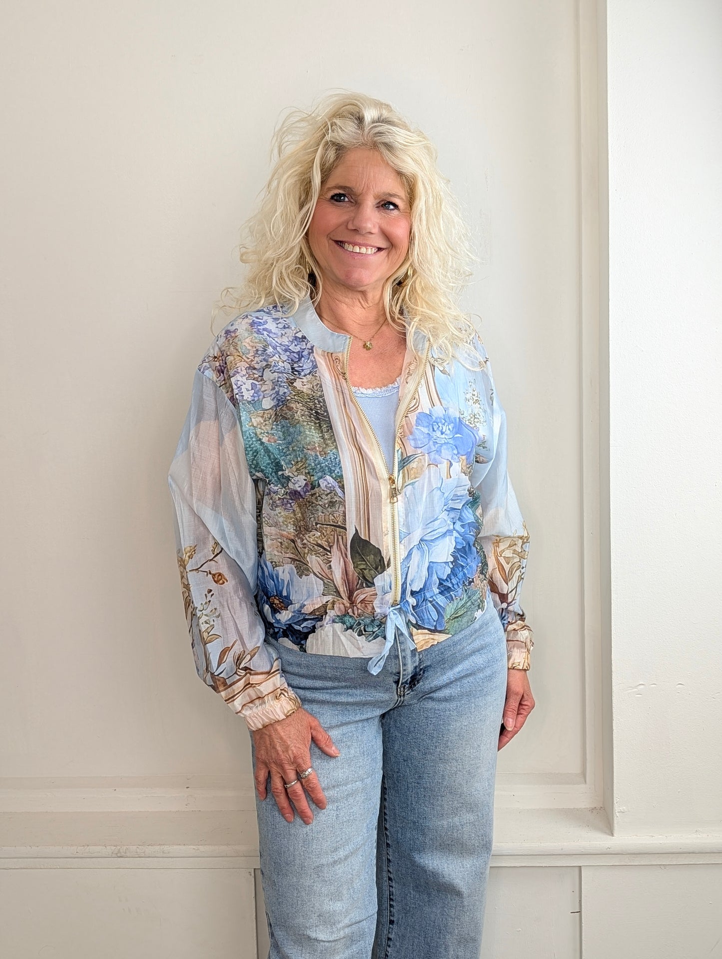 Blouse/vest bomber Flower garden - Lichtblauw