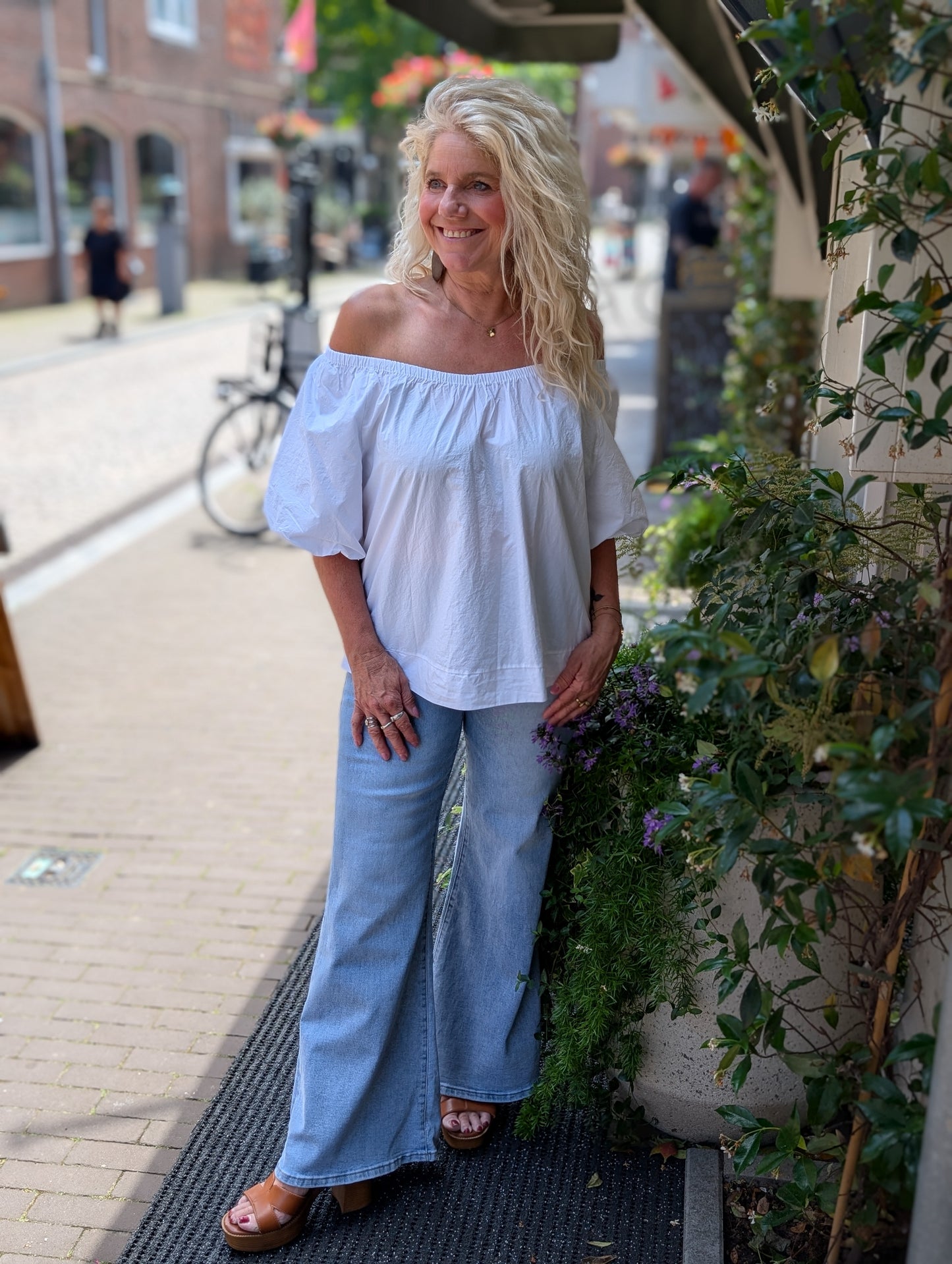 Paulastia off sholder witte blouse