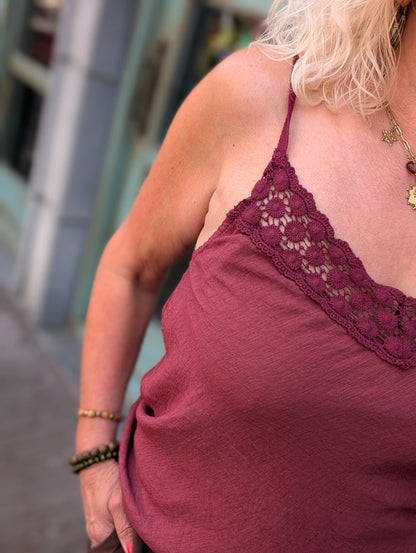 Daisy opengewerkte top - Bordeaux rood