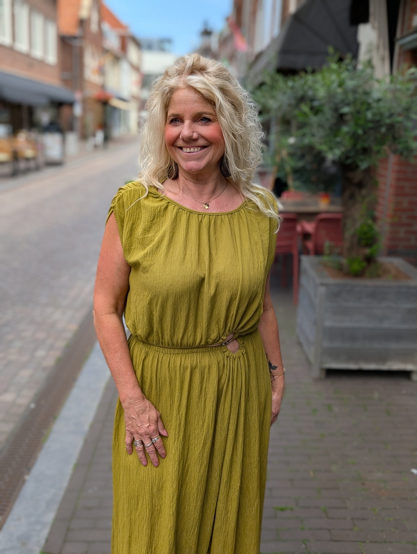 Olivia rok met ring