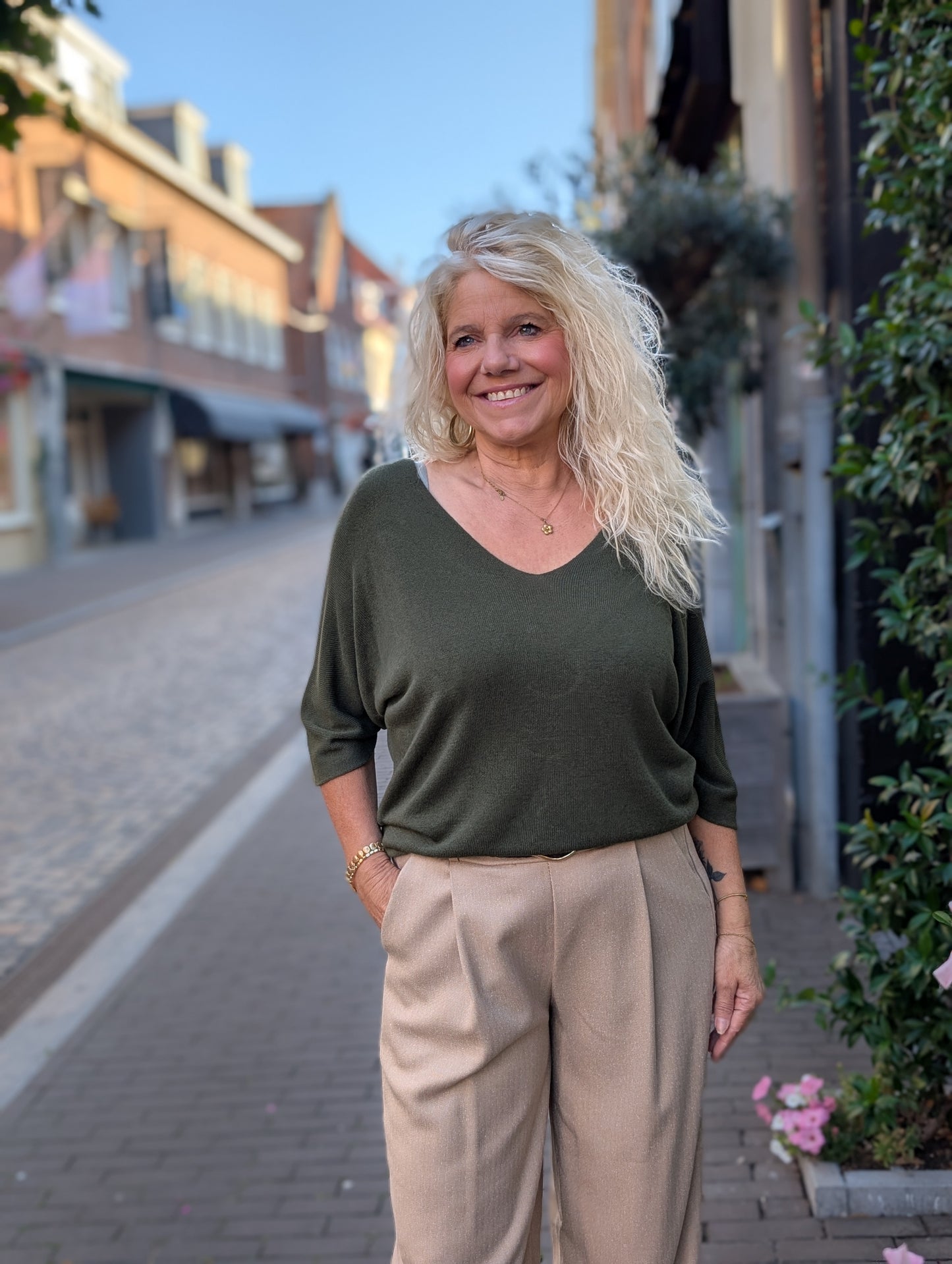 Sara shirt met v-hals - Groen
