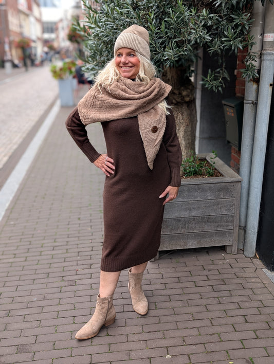 Fluffy punt sjaal met knoop - Bruin
