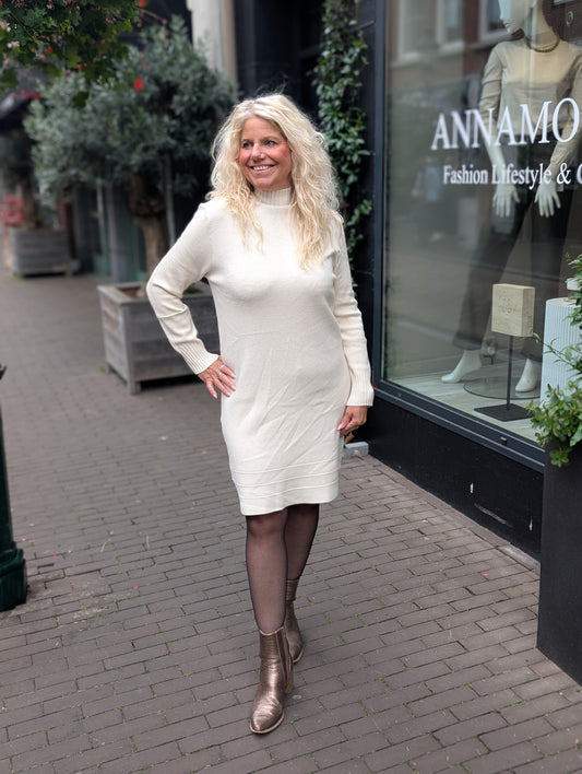 Tessa jurk met col - Creme