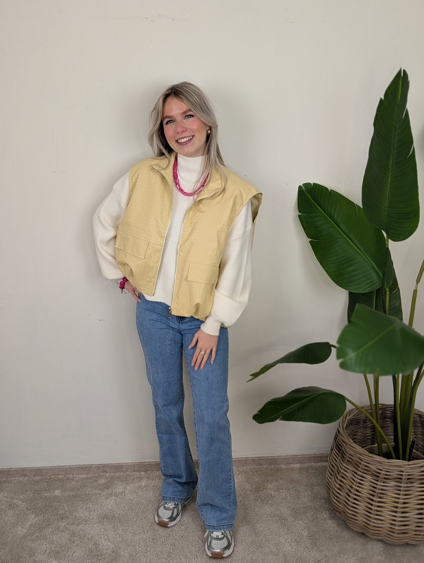 Weave gilet leather look - Geel