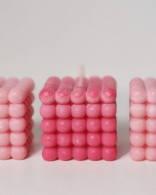 Bubble candle 6.3x6.3 - Pink icing